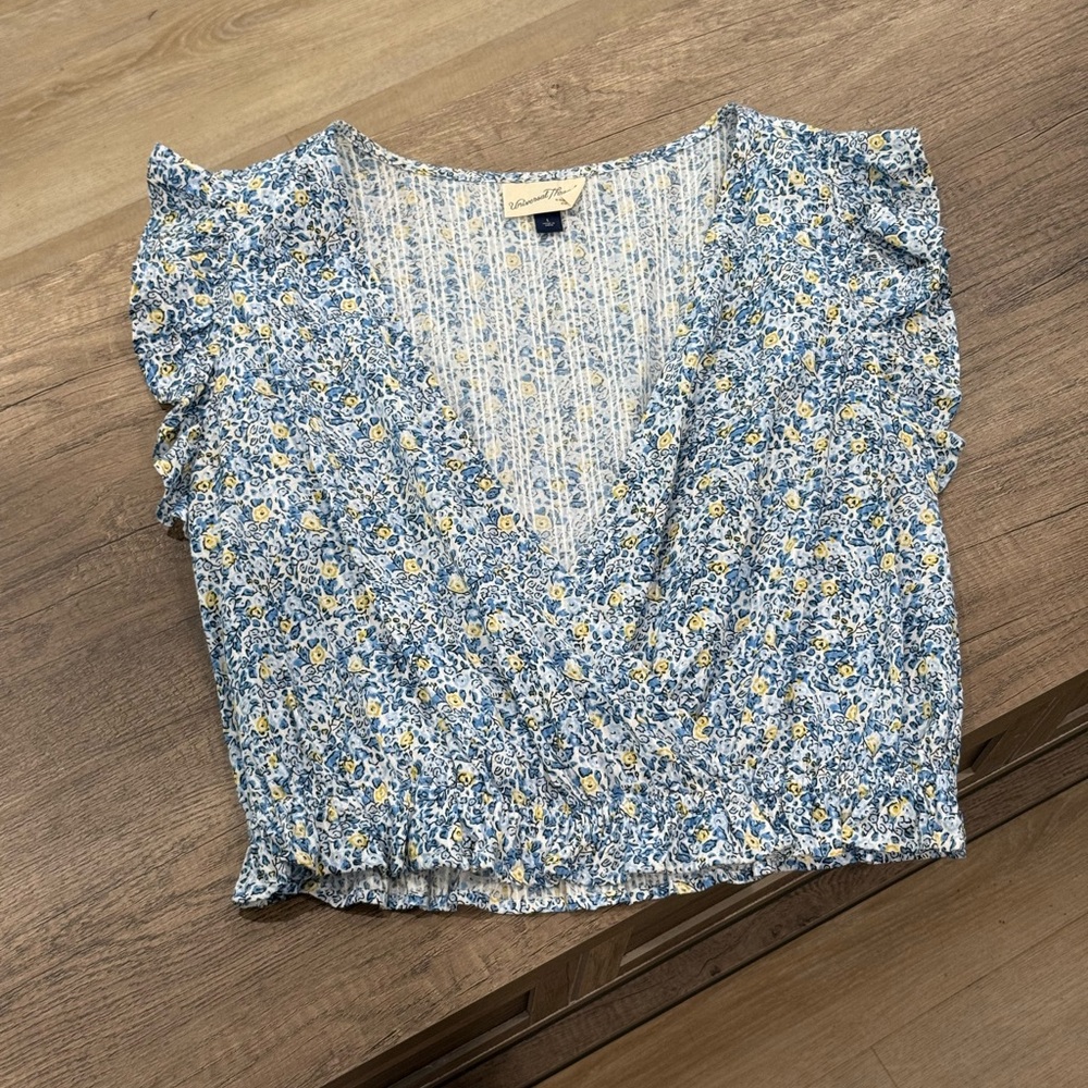 Universal Thread Blue and White Ruffled Wrap Blouse